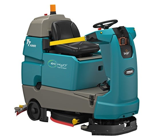 Tennant T7 AMR robot lavapavimenti